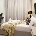 Stylish 2Br In Bellevue Pool, Gym & Burj Views