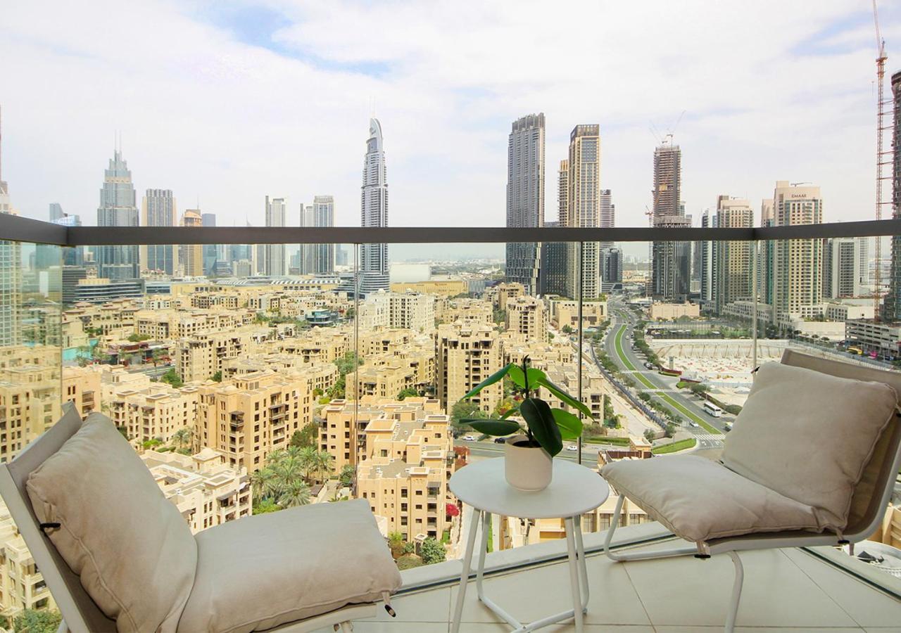 Stylish 2br In Bellevue Pool, Gym & Burj Views Dubai