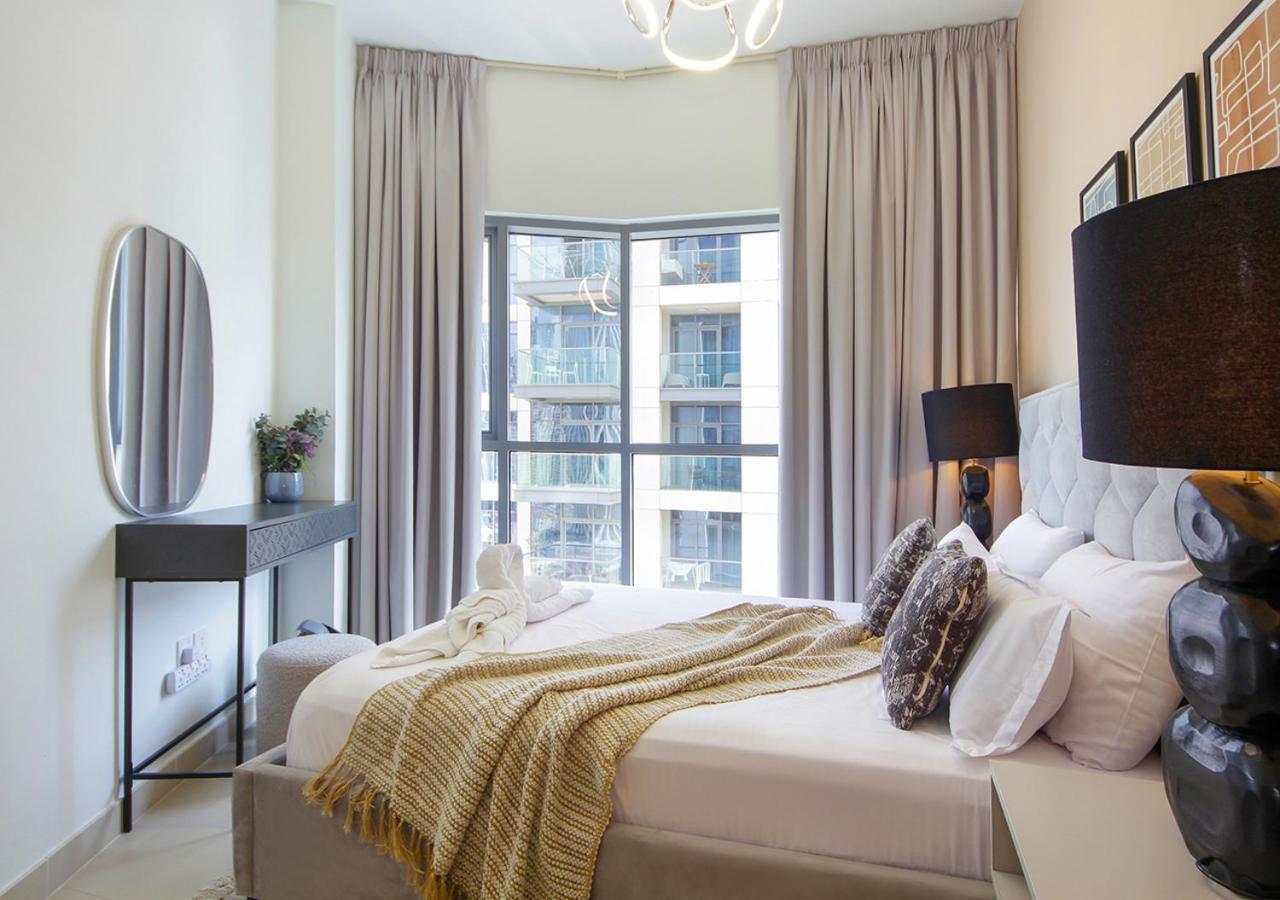 Stylish 2br In Bellevue Pool, Gym & Burj Views *
